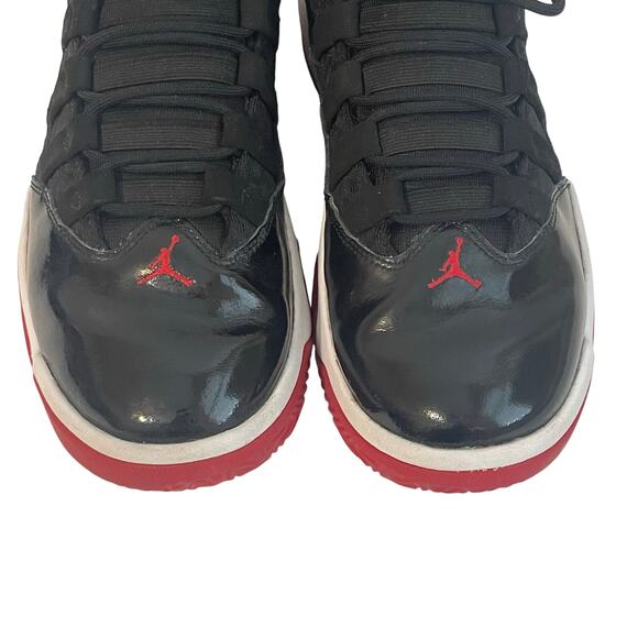 Air Jordan Men’s Max Aura Athletic Shoes AQ9084-006 sz 8 Classic Black Red White main image 12